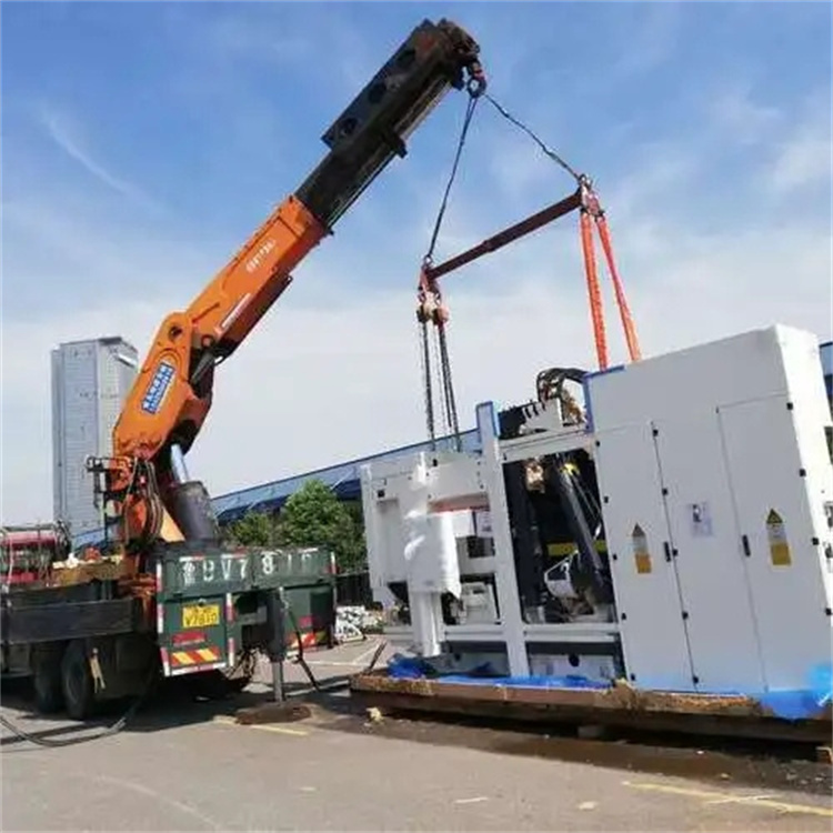 泰兴附近小吊车联系方式|8-16吨|本地及时服务