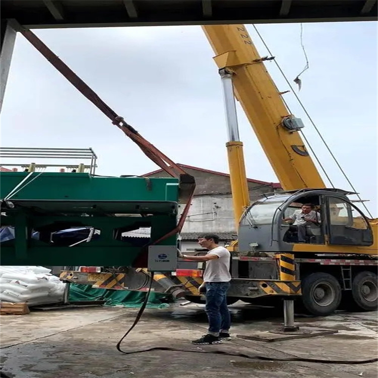 泰兴大吨位吊车租赁应急保障方案|化解突发吊装需求难题